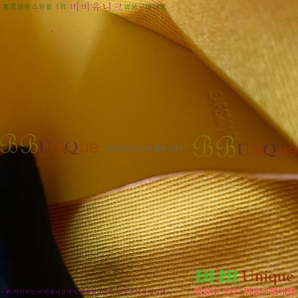 #���ߵ� ���� Ŭ��ġ MM GY64891-5