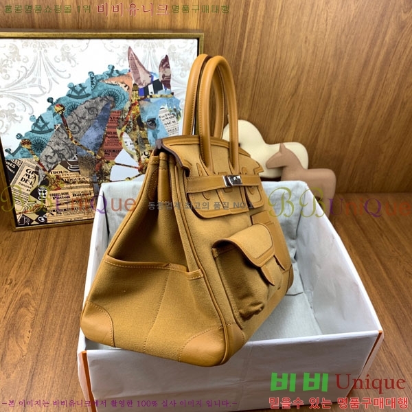 #�����޽� ĵ���� ī�� ��Ų�� 35 HE412578-3