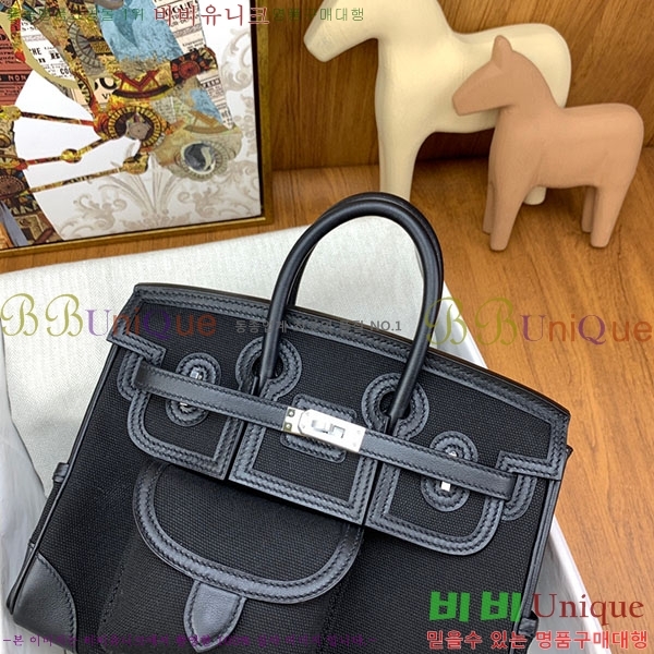 #�����޽� ĵ���� ī�� ��Ų�� 25 HE412577-3