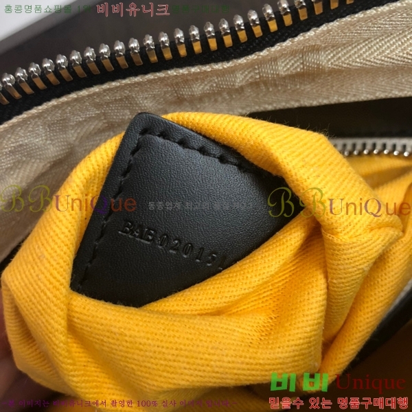 #���ߵ� ũ�������� ���డ�� GY68841-2