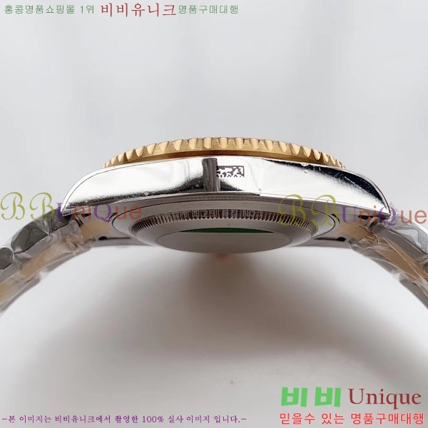 �ѷ��� �ð� GMT-Master II 126710-4