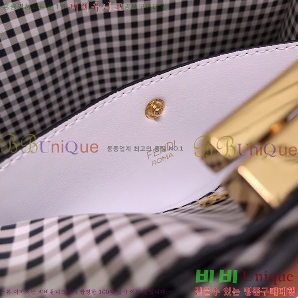 #��� ��ī�� X ����Ʈ �̵� F01130D6100-1