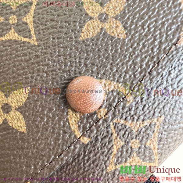 #���̺��� ���׷� ĵ���� ���и� ���� ������ M60696-101