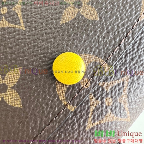 #���̺��� ���׷� ĵ���� ���и� ���� ������ M60696-105