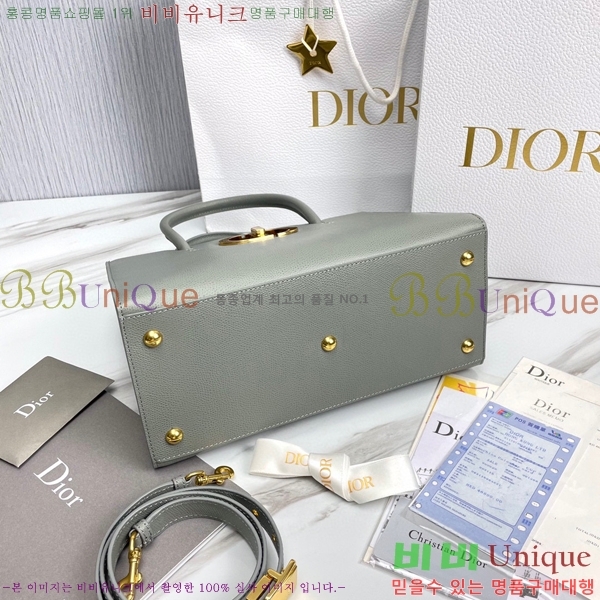 #��� ȣ�븣 ���� ī�ٹ� M9306-300