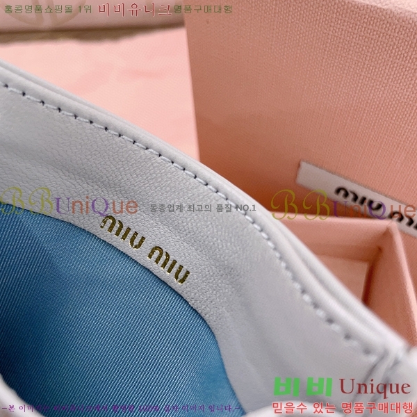#�̿�̿� ���׶�� ī������ 5MC076-102