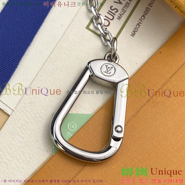 #���̺��� ����Ʈ Ŭ�� M81031-104