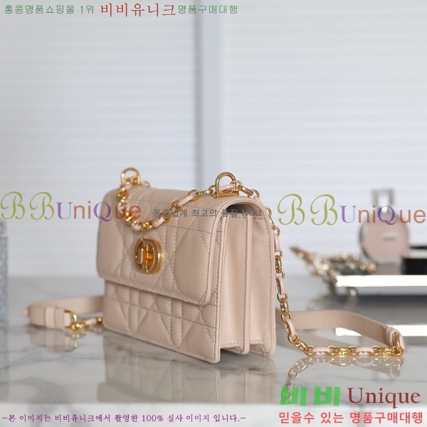 #��� �̽� ī�� �̴Ϲ� M595401-100-4