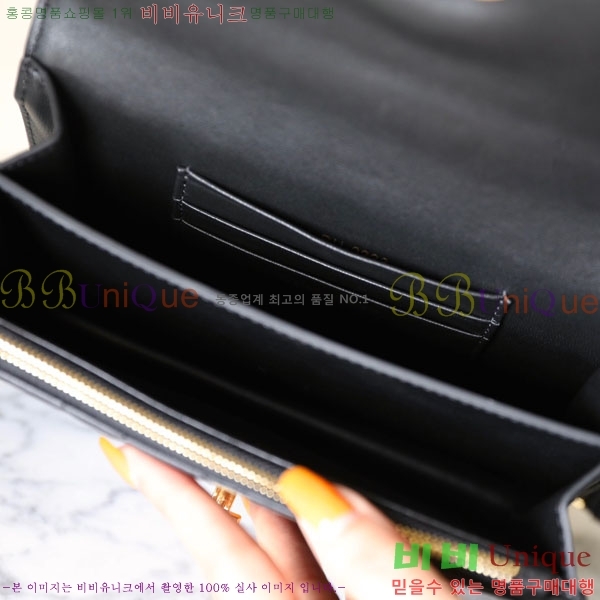 #��� �̽� ī�� �̴Ϲ� M595401-100-2