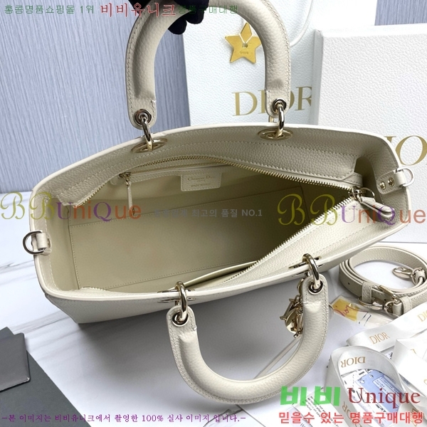 #��� ���̵� ����̾� �ڵ�� ���� M1152-101