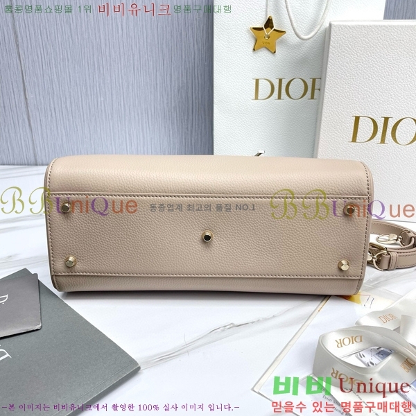 #��� ���̵� ����̾� �ڵ�� ���� M1152-104