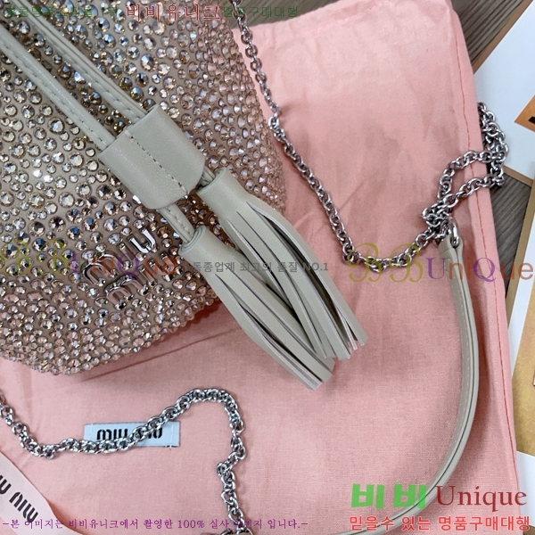 #�̿�̿� ũ����Ż ��Ŷ�� 5BE085-101