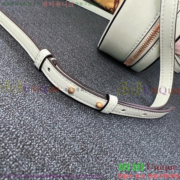 #�߷�Ƽ�� �ñ״�ó V�ΰ� ���� �̴� ũ�ν��� 4W2P0AC2-105
