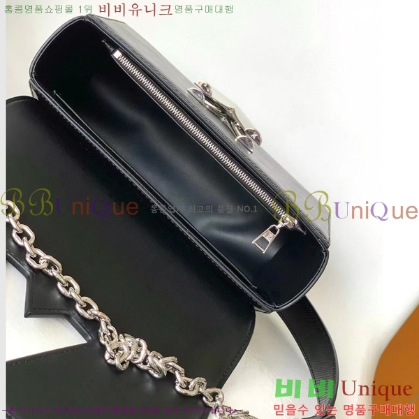 #���̺��� Ʈ����Ʈ MM M21110-100