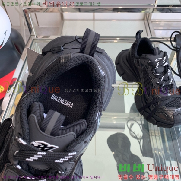 �߷��þư� 3XL Ʈ���̳� ����Ŀ�� BLA356600-11