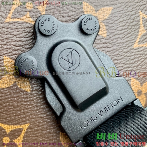 #���̺��� ���׷� Ʈ���� ũ�ν��� M46973-101