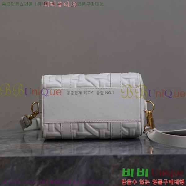 #��� �׷�� 20 ��Ʈ�� M1364-302