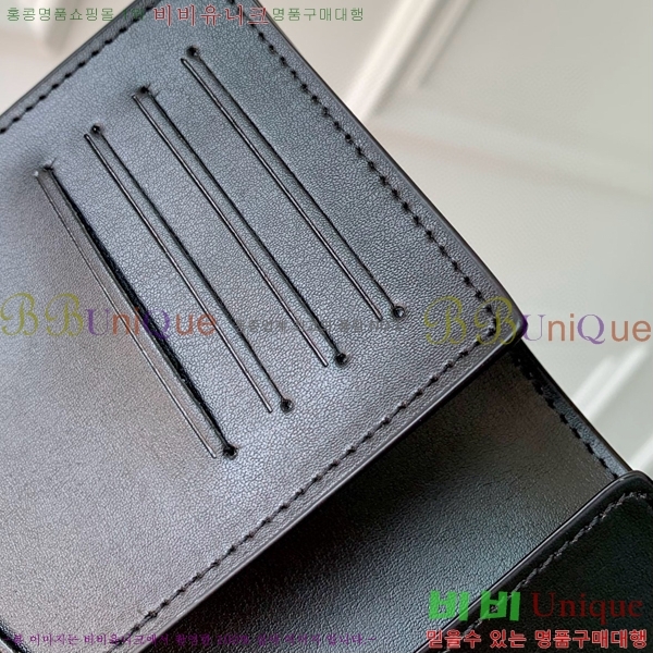 #���� ���� �н���Ʈ Ŀ�� M64502-108