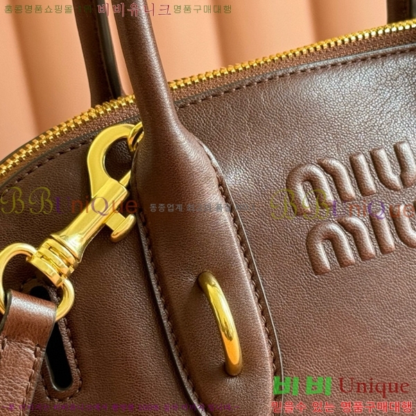 #�̿�̿� �ƹ�ٸ� ž �ڵ�� ���� 5BB169-103