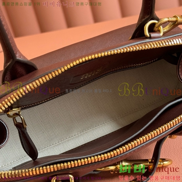 #�̿�̿� �ƹ�ٸ� ž �ڵ�� ���� 5BB169-103