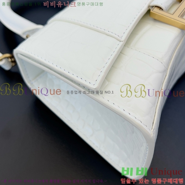 #�߷��þư� �ƿ��۷��� XS ž �ڵ� �� 5928331-104