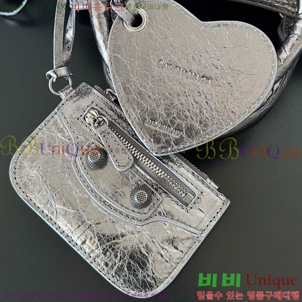 #�߷��þư� �׿� ī�� ����� XS �� 700940-204