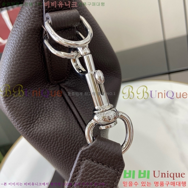 #���� B ���� ũ�ν��ٵ�� 801887-632