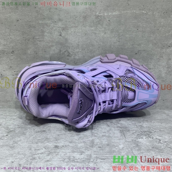 ���� �߷��þư� Track 4.0 ����Ŀ�� 49BL2411-1451-1