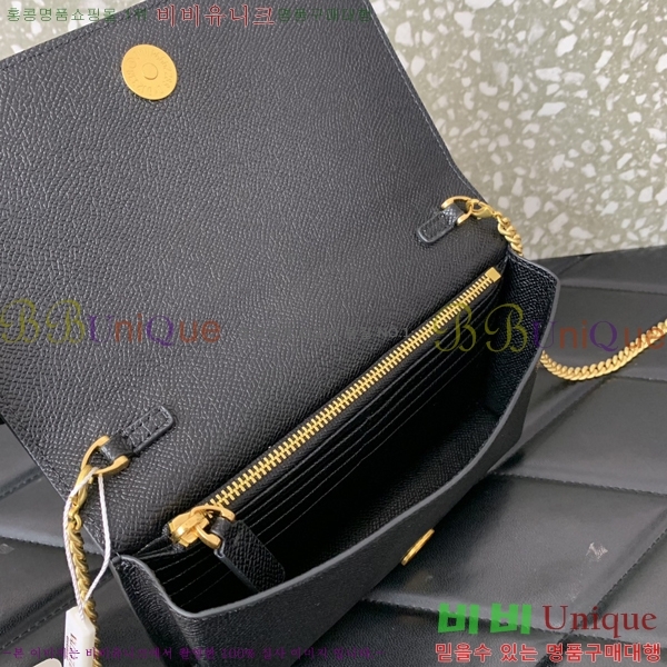 #�߷�Ƽ�� ����ٴ� V�ΰ� ü�ι� 40VA0682518-3