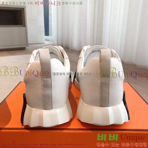 �����޽� �ٿ�� ����Ŀ�� 34H746537-3