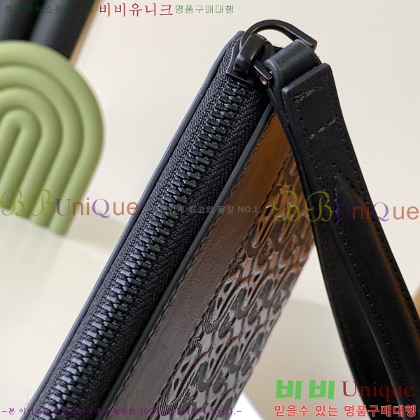 #��󰡸� Ŭ��ġ�� 240280-101