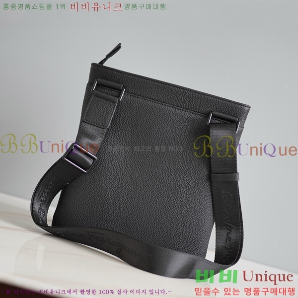 #��󰡸� ũ�ν��� 2116088-4B