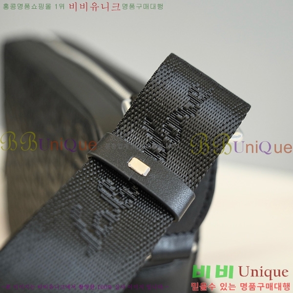 #��󰡸� ī�޶�� H2116053