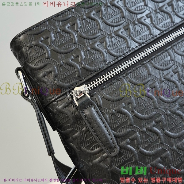 #��󰡸� ũ�ν��� H2116085