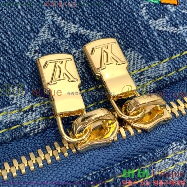 #���̺��� x ����ī�� �ڽ���ƽ �Ŀ�ġ GM M13893-101
