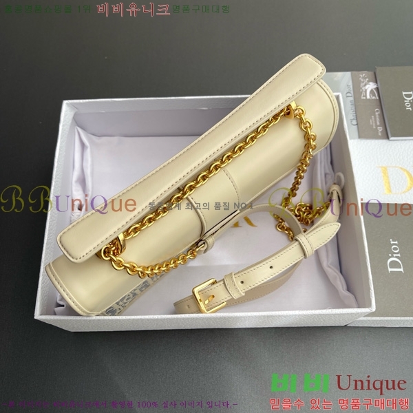 #��� 30 Montaigne ž �ڵ�� M9601-102