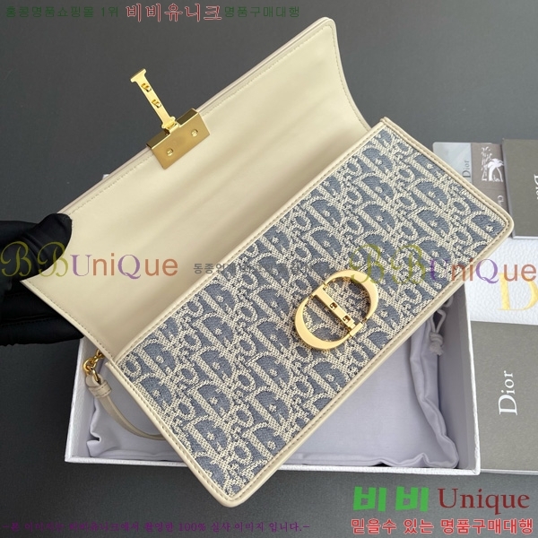 #��� 30 Montaigne ž �ڵ�� M9601-102