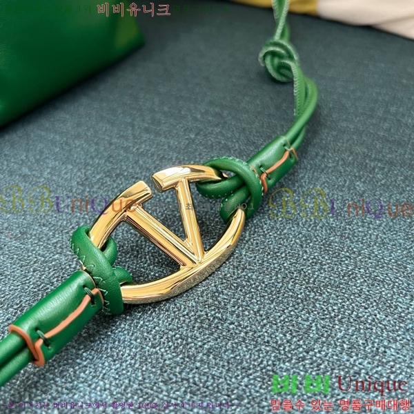 #�߷�Ƽ�� ����ٴ� ���̷ΰ� �̵�� Ǫ�� ��Ŷ�� 20866-4