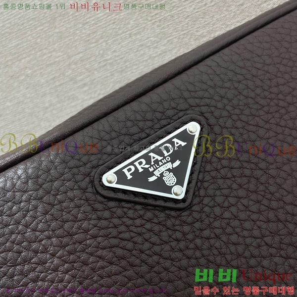 #����� ���� �ﰢ�ΰ� �Ŀ�ġ 2VF017-202