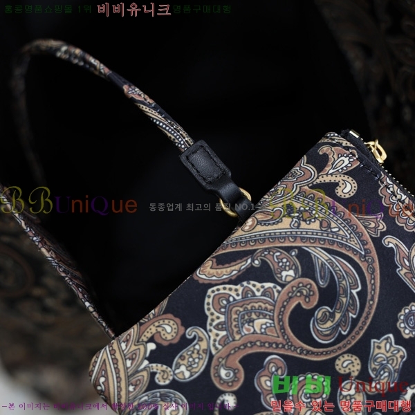 #25SS ���ζ� �Ƹ����� �ڵ�� 834750-103