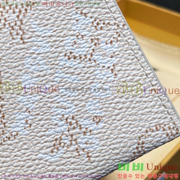 #���̺��� ���� ī�� Ȧ�� M14817-102