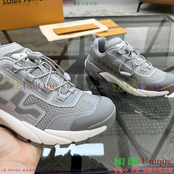 ���� ���̺��� ����Ŀ�� LV3306662-4