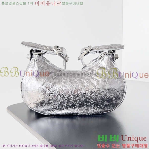 #�߷��þư� LE CAGOLE �� ī�� Xs ����� 6713091-10