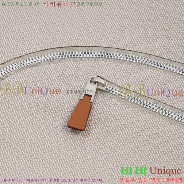 #�����޽� R.M.S �⳻ ĳ���� H08717-101