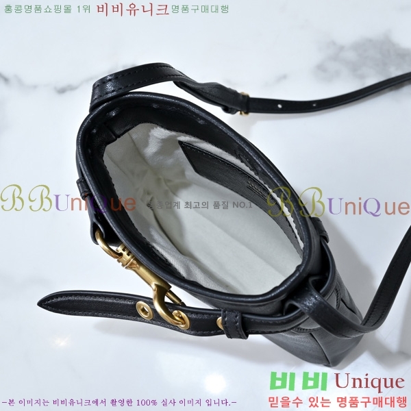 #�̿�̿� ���� �ƹ�ٸ� ��Ʈ�� �Ŀ�ġ 5NR461-103