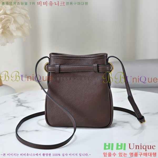 #�̿�̿� ���� �ƹ�ٸ� ��Ʈ�� �Ŀ�ġ 5NR461-101