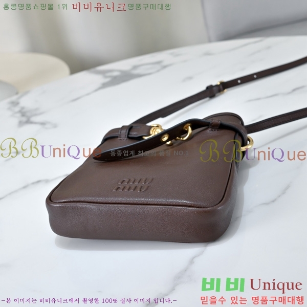 #�̿�̿� ���� �ƹ�ٸ� ��Ʈ�� �Ŀ�ġ 5NR461-101