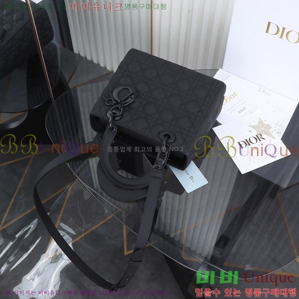 #��� ���̵�� �̵� M50660-3