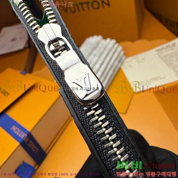 #���̺��� ���� ī�� Ȧ�� M83102-200