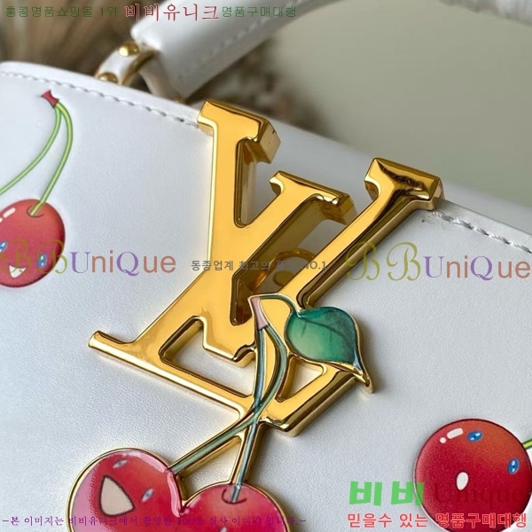 #���̺��� x ����ī�� īǶ�� �̴� M13251-101